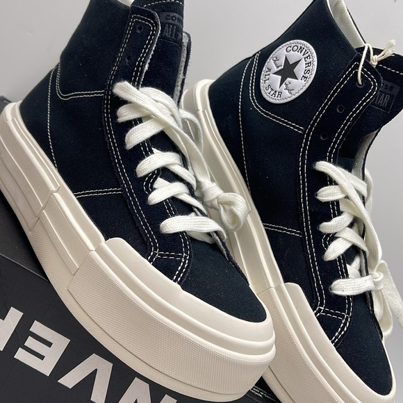 Converse Men’s CTAS CRUISE HI
BLACK/EGRET/BLACK A04689C Platforms Sneakers - Picture 7 of 16